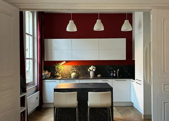 Serenite 4 P Historic Normandy District