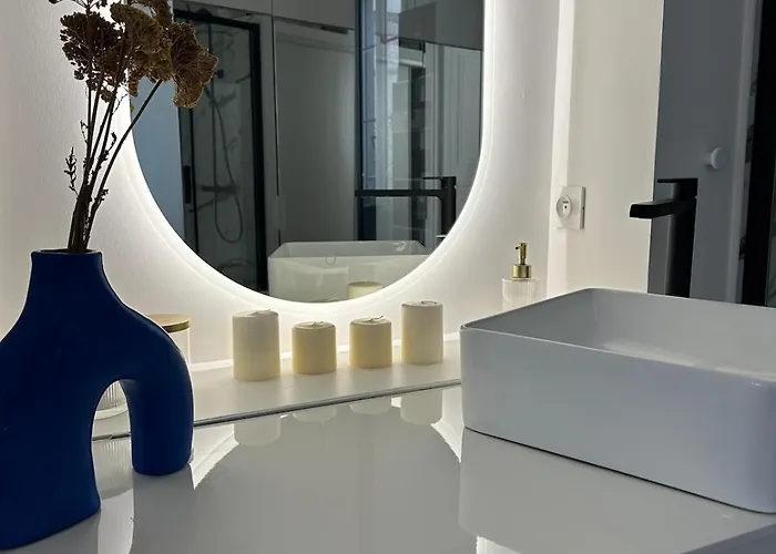 Serenite 4 P Historic Normandy District Διαμέρισμα